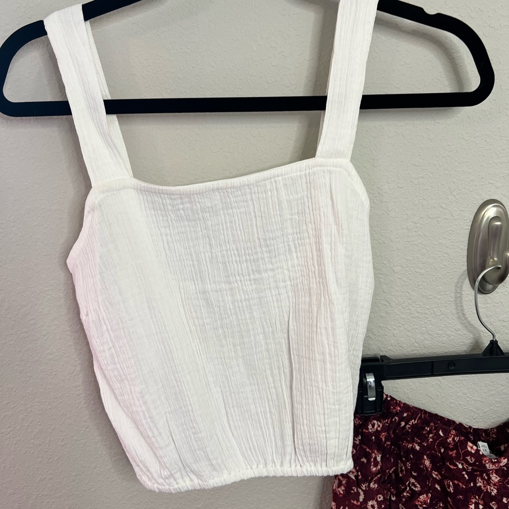 Tavik White Crop Top